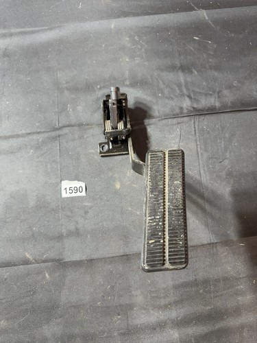 Chevy corvette throttle - chevy,